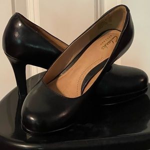 Black Clark Artisan platform 3” heels